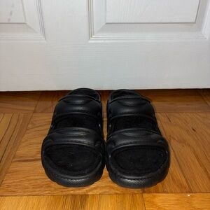 CROCS Black Comfort Slides